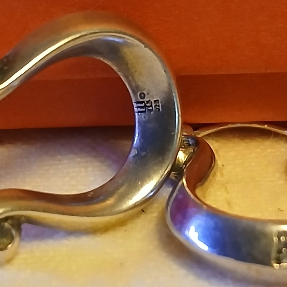 Retired James Avery Earrings - Picture 3 of 7